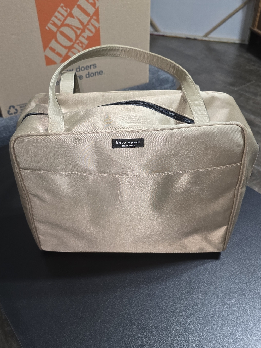 Perfect Condtion kate spade Large Beige Nylon Tote